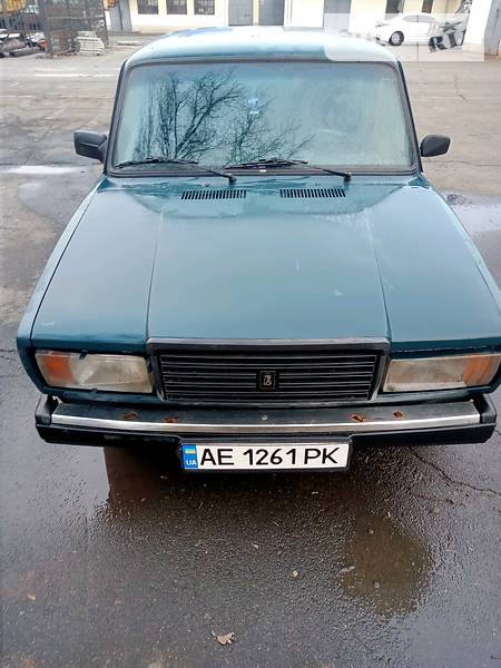 Седан ВАЗ 2107 1992 в Покровске