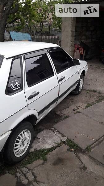 ВАЗ 21099