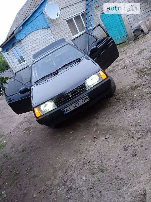 ВАЗ 21099