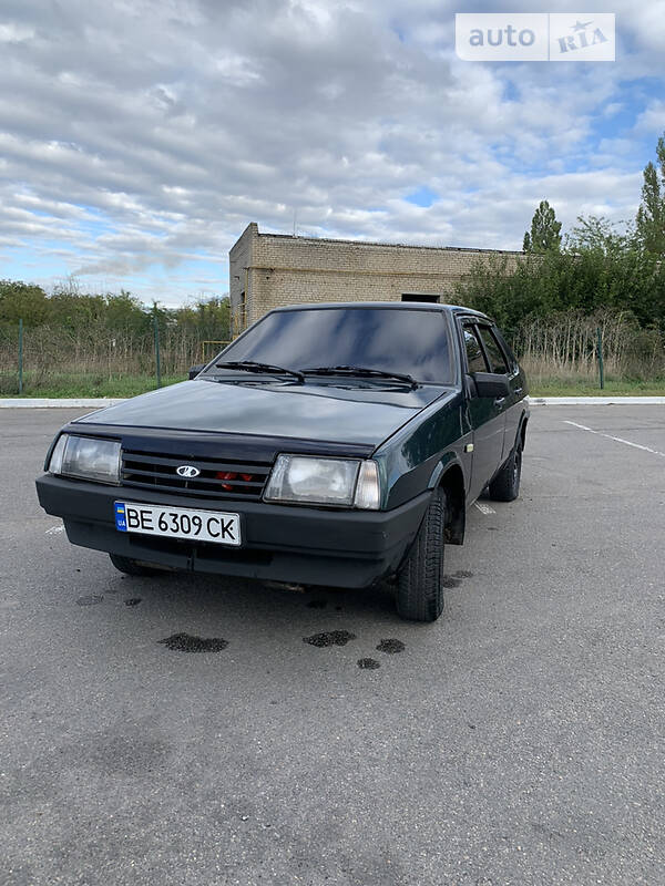 ВАЗ 21099