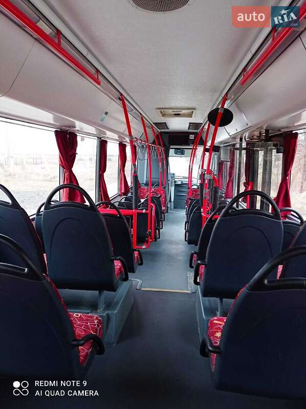 Городской автобус VDL Ambassador 2006 в Луцке