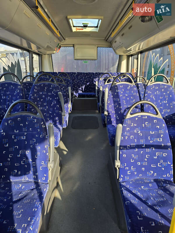 Міський автобус VDL Ambassador 2013 в Луцьку