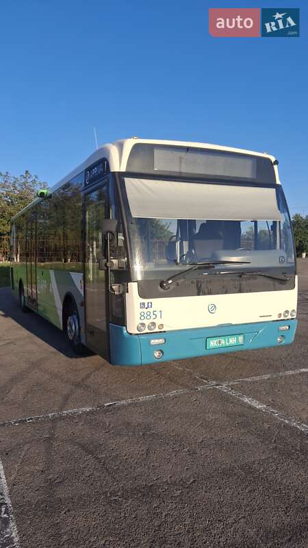 Городской автобус VDL Ambassador 2012 в Луцке