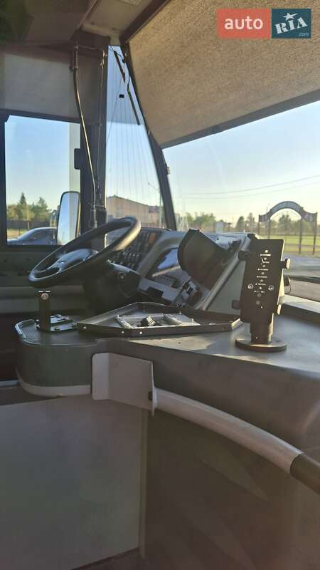 Городской автобус VDL Ambassador 2012 в Луцке