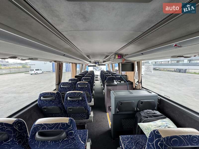 Туристичний / Міжміський автобус VDL Futura FHD2 2015 в Києві