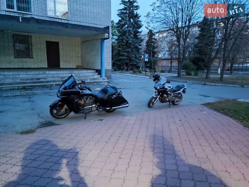 Мотоцикл Круизер Victory Vision Tour 2015 в Павлограде