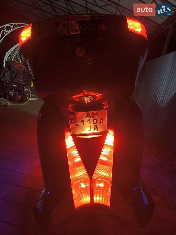 Мотоцикл Туризм Victory Vision Tour 2008 в Бердичеве