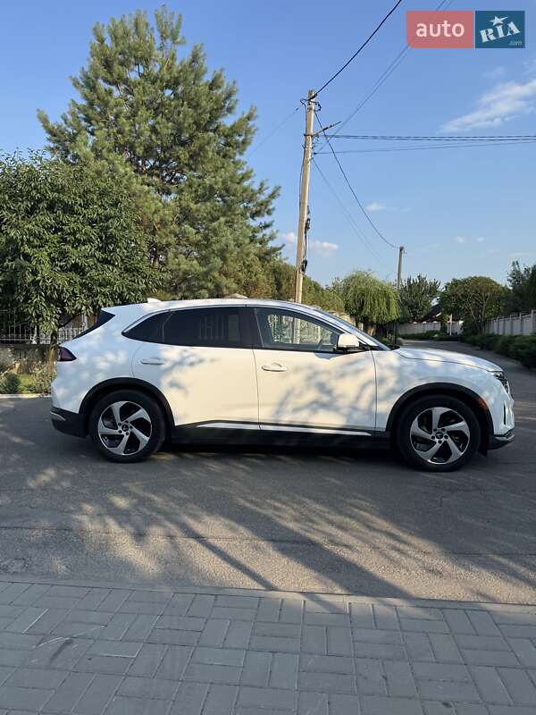 Внедорожник / Кроссовер VinFast VF-8 2022 в Киеве