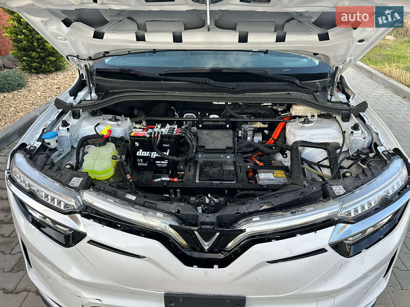 Внедорожник / Кроссовер VinFast VF-8 2024 в Одессе фото 25 Внедорожник / Кроссовер VinFast VF-8 2024 в Одессе