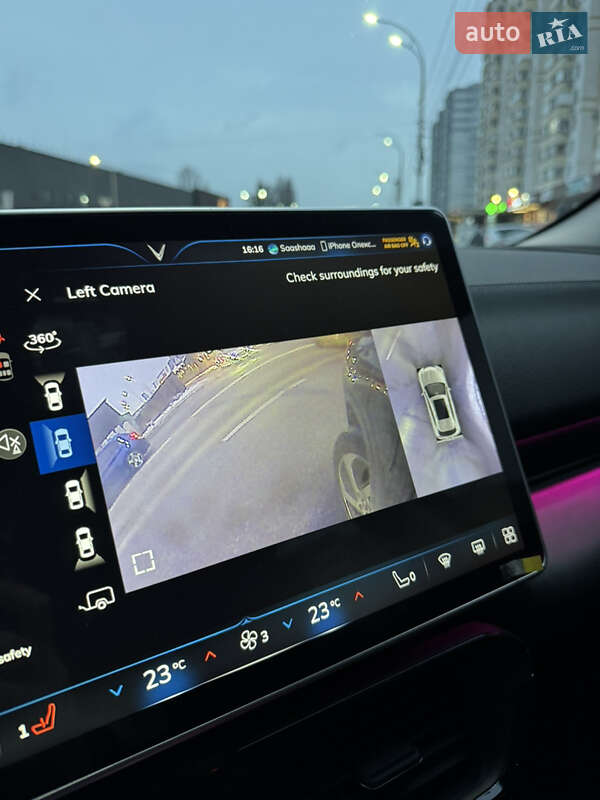 Внедорожник / Кроссовер VinFast VF-8 2023 в Киеве