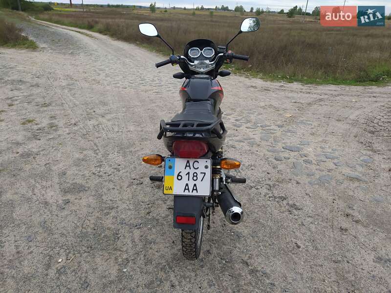 Мотоцикл Классик Viper 150 2013 в Дубровице