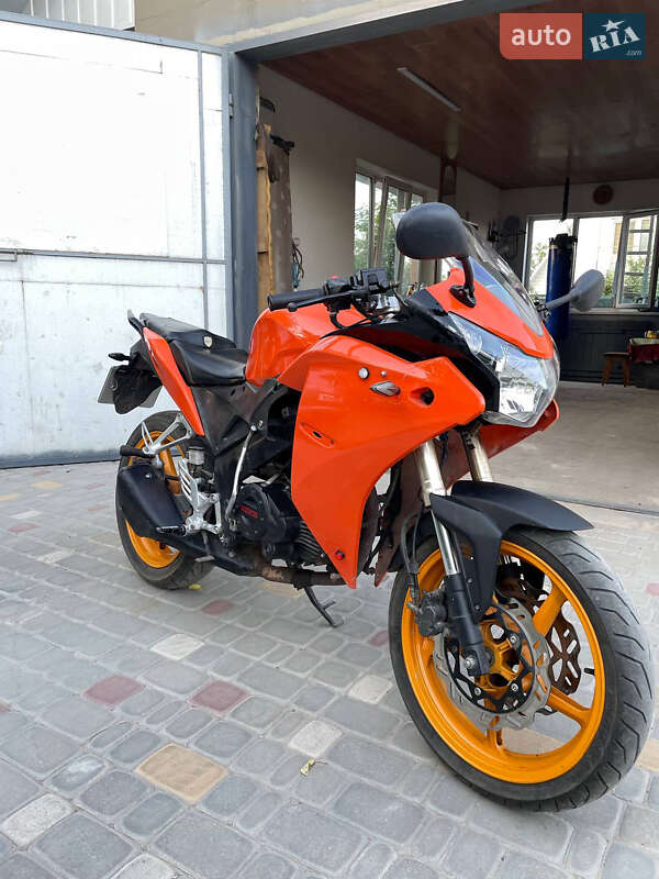 Мотоцикл Классік Viper R1 2014 в Кропивницькому
