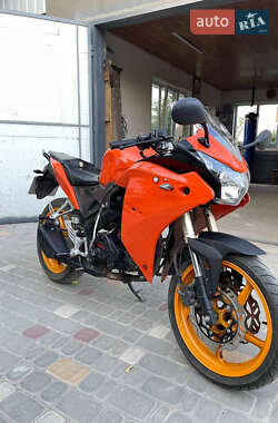 Мотоцикл Классик Viper R1 2014 в 