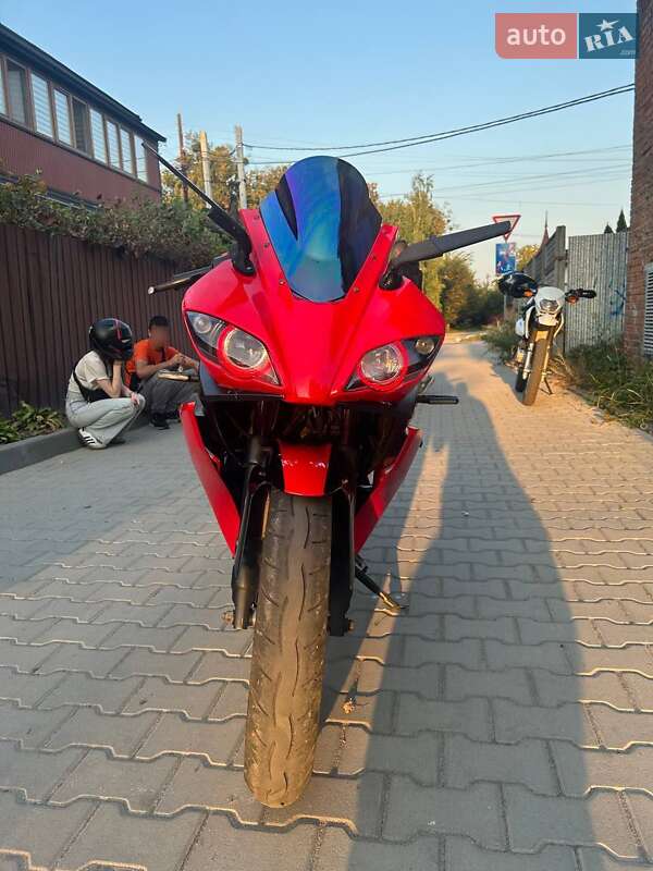 Спортбайк Viper R1 2014 в Великих Мостах