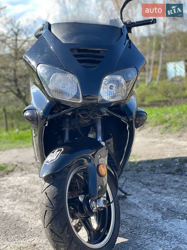 Максі-скутер Viper Tornado 2014 в Дубні фото 2 Максі-скутер Viper Tornado 2014 в Дубні