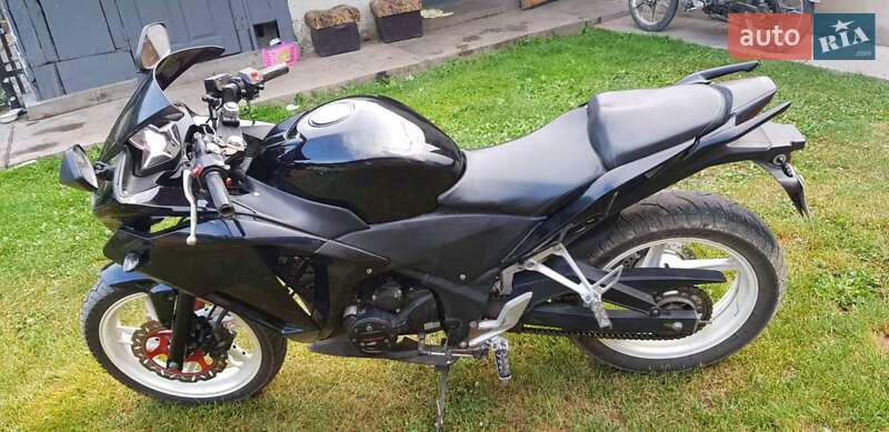 Спортбайк Viper V 250CR 2014 в Городенке