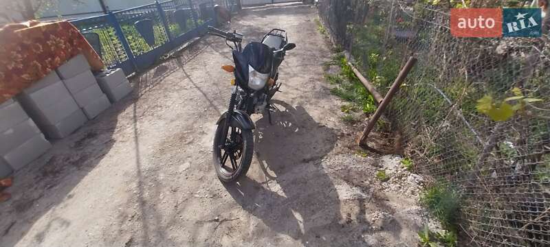 Мотоцикл Спорт-туризм Viper V150A 2016 в Тростянце