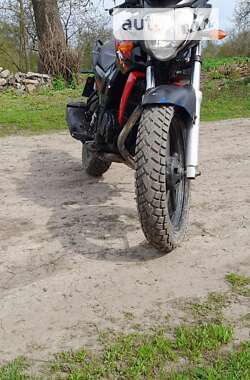 Мотоцикл Спорт-туризм Viper VM 200-R2 2014 в Красилові