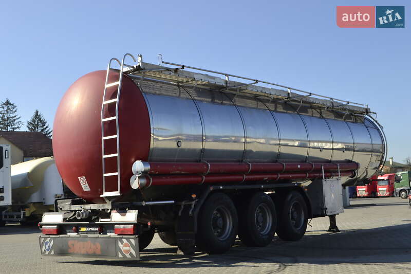 Цистерна напівпричіп Vocol BI 30 1992 в Хусті