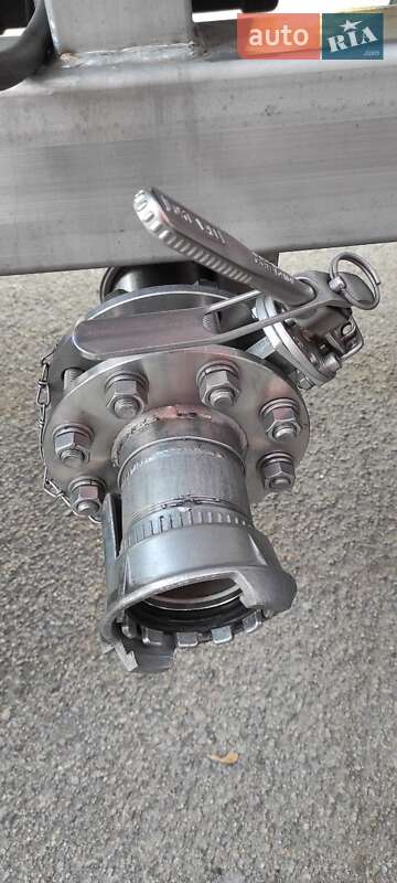 Цистерна напівпричіп Vocol DT 30 2006 в Києві фото 6 Цистерна напівпричіп Vocol DT 30 2006 в Києві