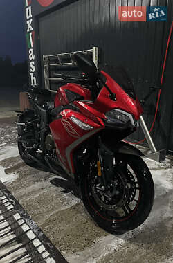 Мотоцикл Спорт-туризм Voge 300RR 2021 в 