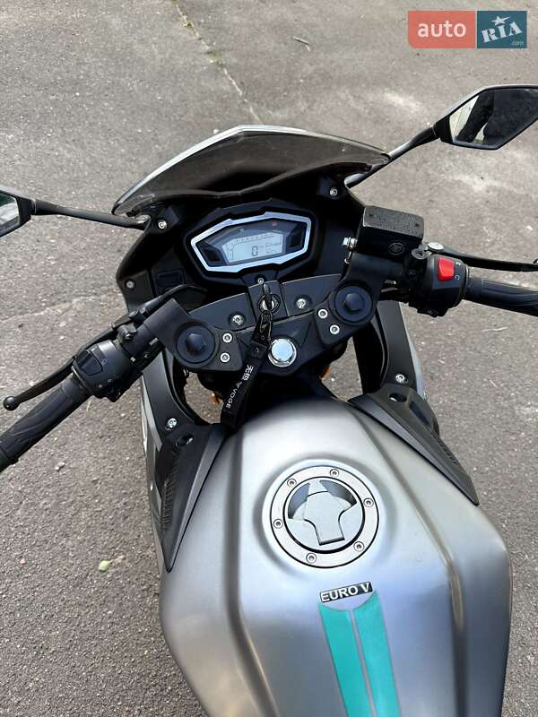 Спортбайк Voge 300RR 2021 в Смолином