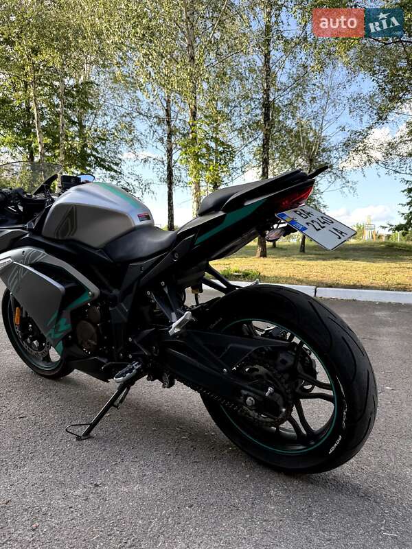 Спортбайк Voge 300RR 2021 в Смолином