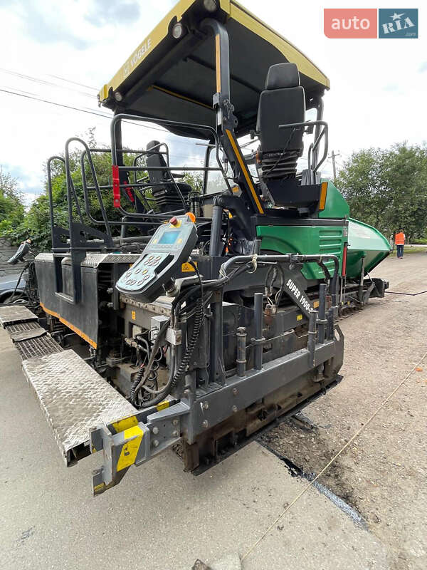 Асфальтоукладчик Vogele Super 2010 в Києві фото 2 Асфальтоукладчик Vogele Super 2010 в Києві