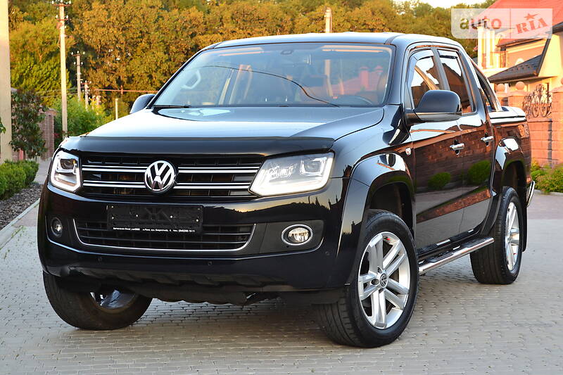 Позашляховик / Кросовер Volkswagen Amarok 2015 в Рівному