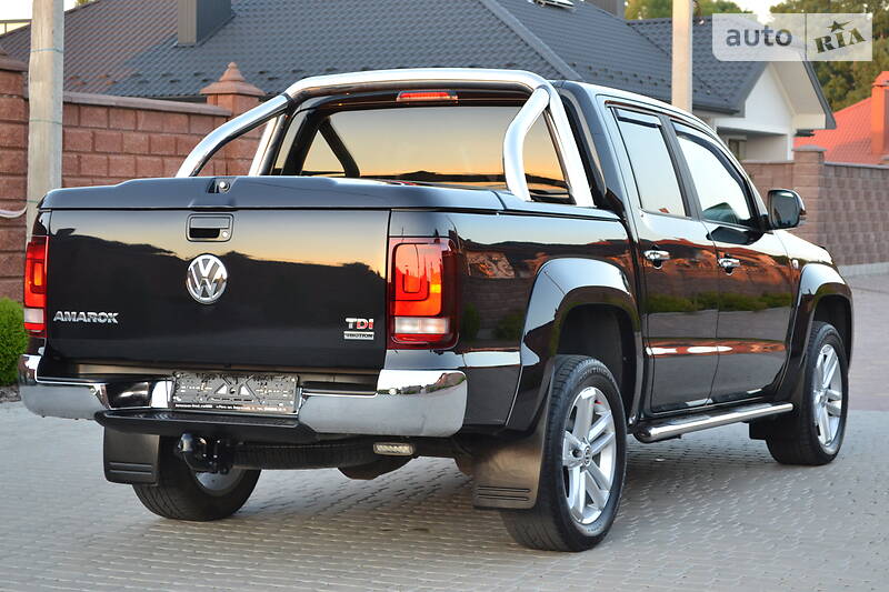 Позашляховик / Кросовер Volkswagen Amarok 2015 в Рівному