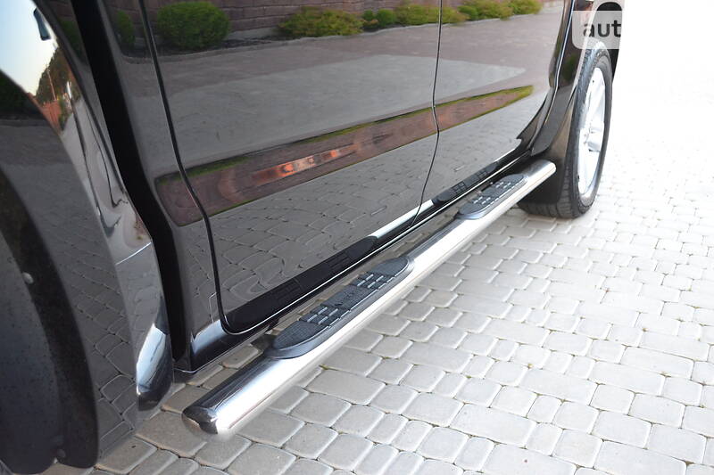 Позашляховик / Кросовер Volkswagen Amarok 2015 в Рівному