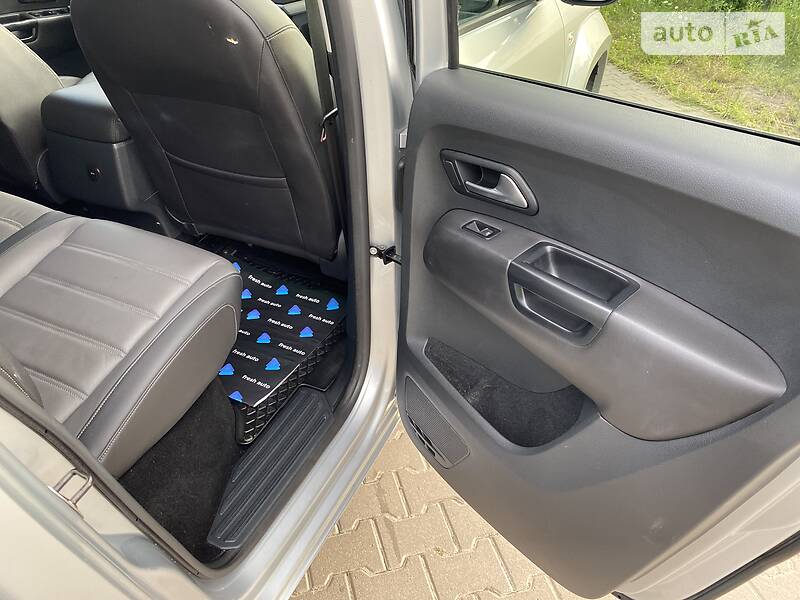 Пікап Volkswagen Amarok 2017 в Рівному