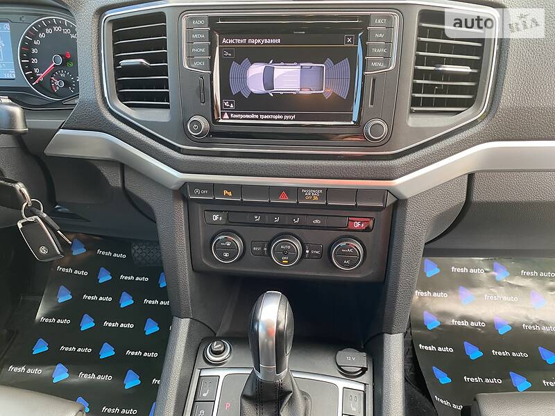 Пікап Volkswagen Amarok 2017 в Рівному