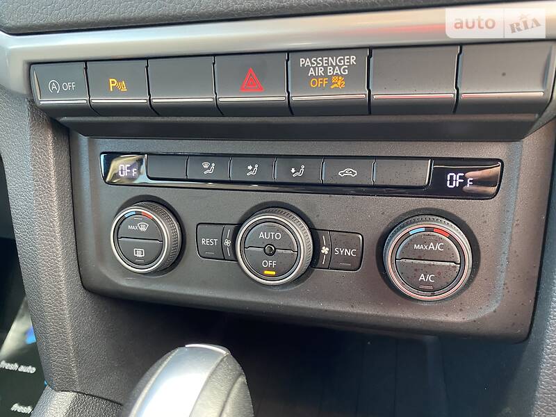 Пікап Volkswagen Amarok 2017 в Рівному