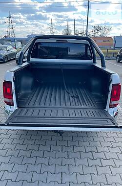 Пікап Volkswagen Amarok 2012 в Чернівцях