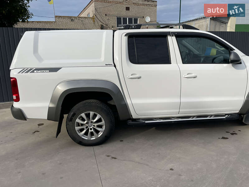 Пикап Volkswagen Amarok 2017 в Магдалиновке