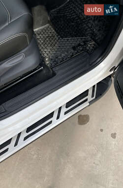 Пикап Volkswagen Amarok 2017 в Магдалиновке