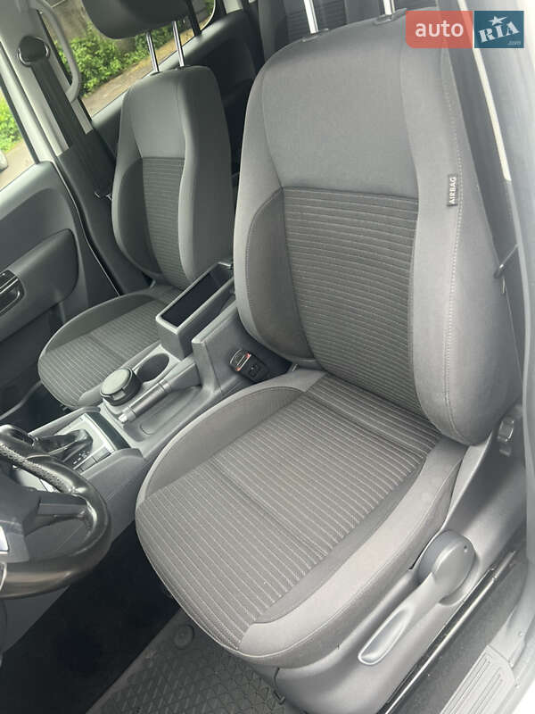 Пикап Volkswagen Amarok 2013 в Ровно