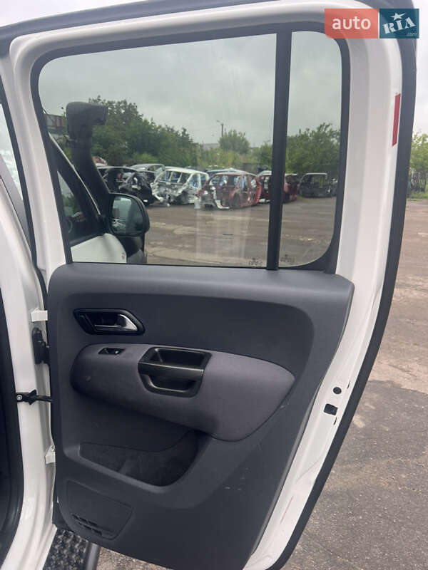 Пикап Volkswagen Amarok 2013 в Ровно