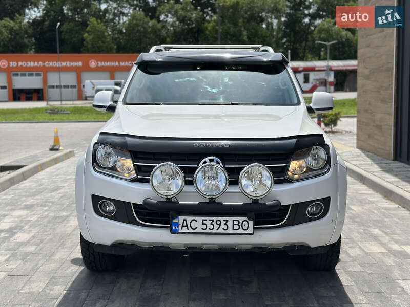Пікап Volkswagen Amarok 2013 в Луцьку