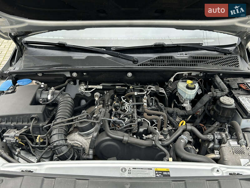 Пикап Volkswagen Amarok 2015 в Прилуках