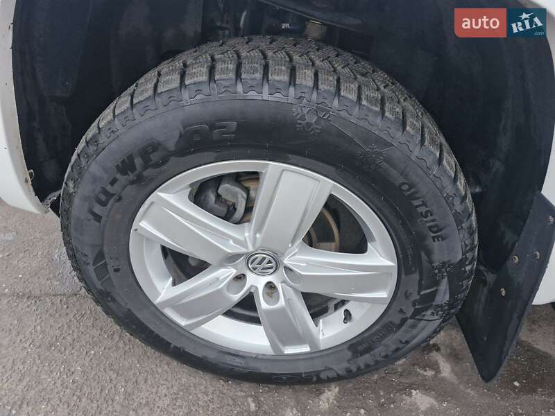 Пикап Volkswagen Amarok 2015 в Николаеве