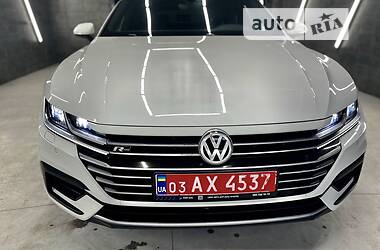 Лифтбек Volkswagen Arteon 2017 в Ровно