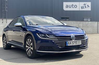 Лифтбек Volkswagen Arteon 2018 в Киеве