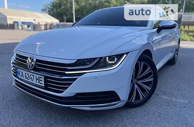 Лифтбек Volkswagen Arteon 2017 в Днепре