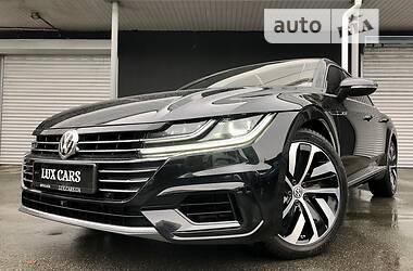 Лифтбек Volkswagen Arteon 2018 в 