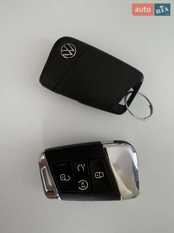 Лифтбек Volkswagen Arteon 2020 в Киеве