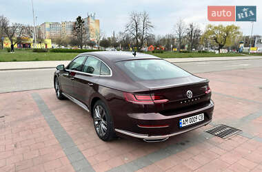 Лифтбек Volkswagen Arteon 2018 в Киеве