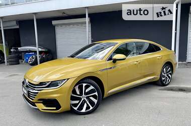 Лифтбек Volkswagen Arteon 2017 в Киеве