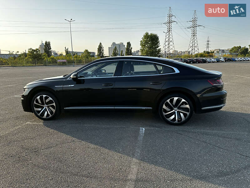 Лифтбек Volkswagen Arteon 2017 в Киеве
